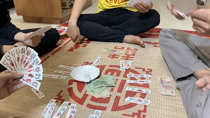 Nghệ thuật cách chơi chắn SV66 chắc thắng cực hay từ cao thủ 6 Chia bài trong một trận chơi Chắn như thế nào?