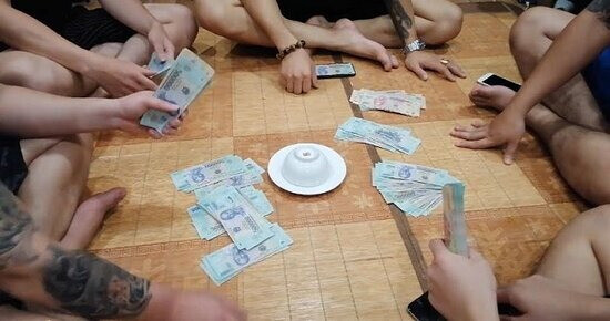 Top những sai lầm khi chơi xóc đĩa đổi thưởng online 6 Không có điểm dừng